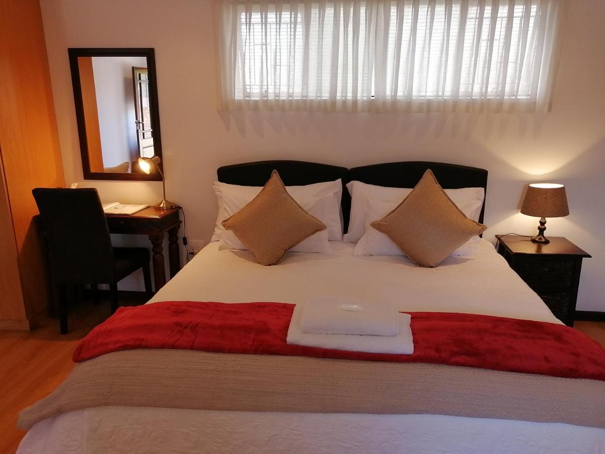 Chaston Manor Hotel Fokváros Kültér fotó