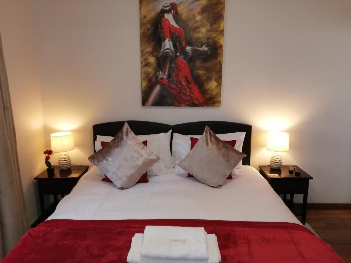 Chaston Manor Hotel Fokváros Kültér fotó